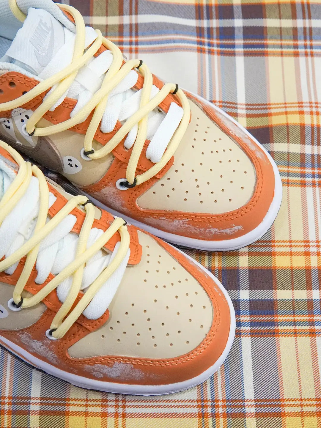 [Custom Sleepless Nights] Dunk Skateboarding Shoes Unisex Low-top Orange