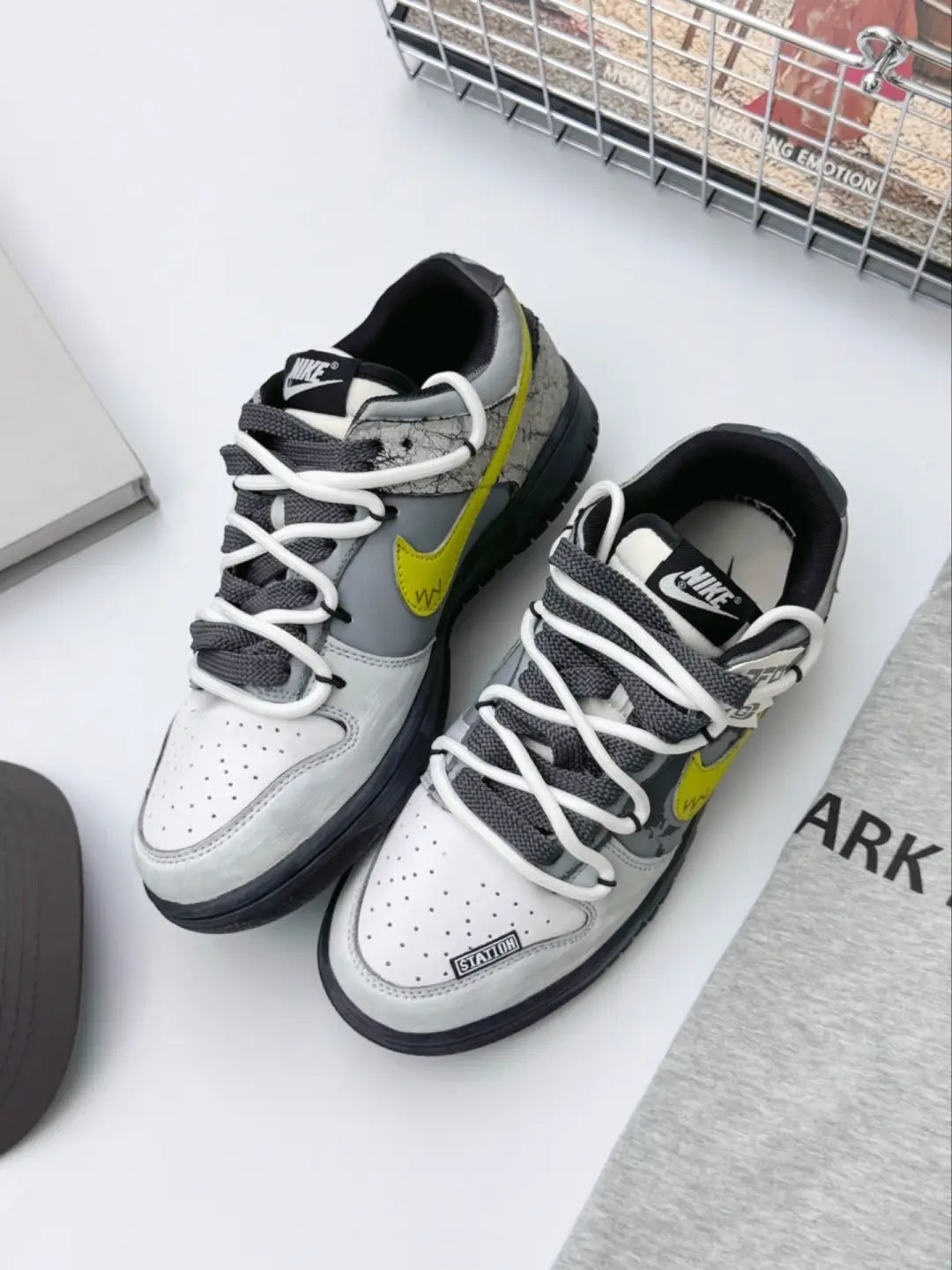 [Custom Hiking]  Dunk Skateboarding Shoes Unisex Low-top Grey/green