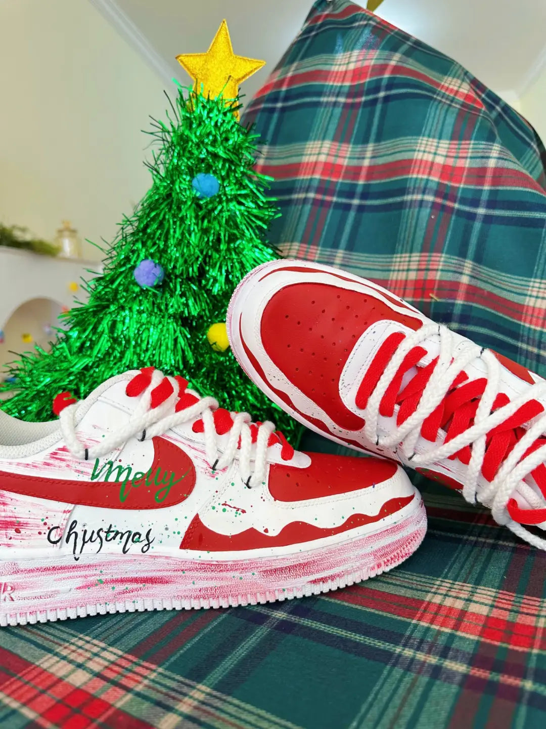 [Custom Christmas Nocturne]  Air Force 1 Skateboard Shoes Unisex Low-Top White/Red/Green