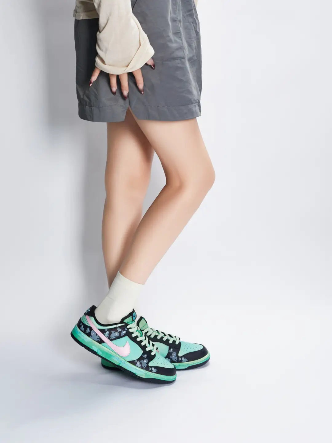 [Custom Female Ghost]  Dunk Skateboarding Shoes Women's Low-top Black/pink