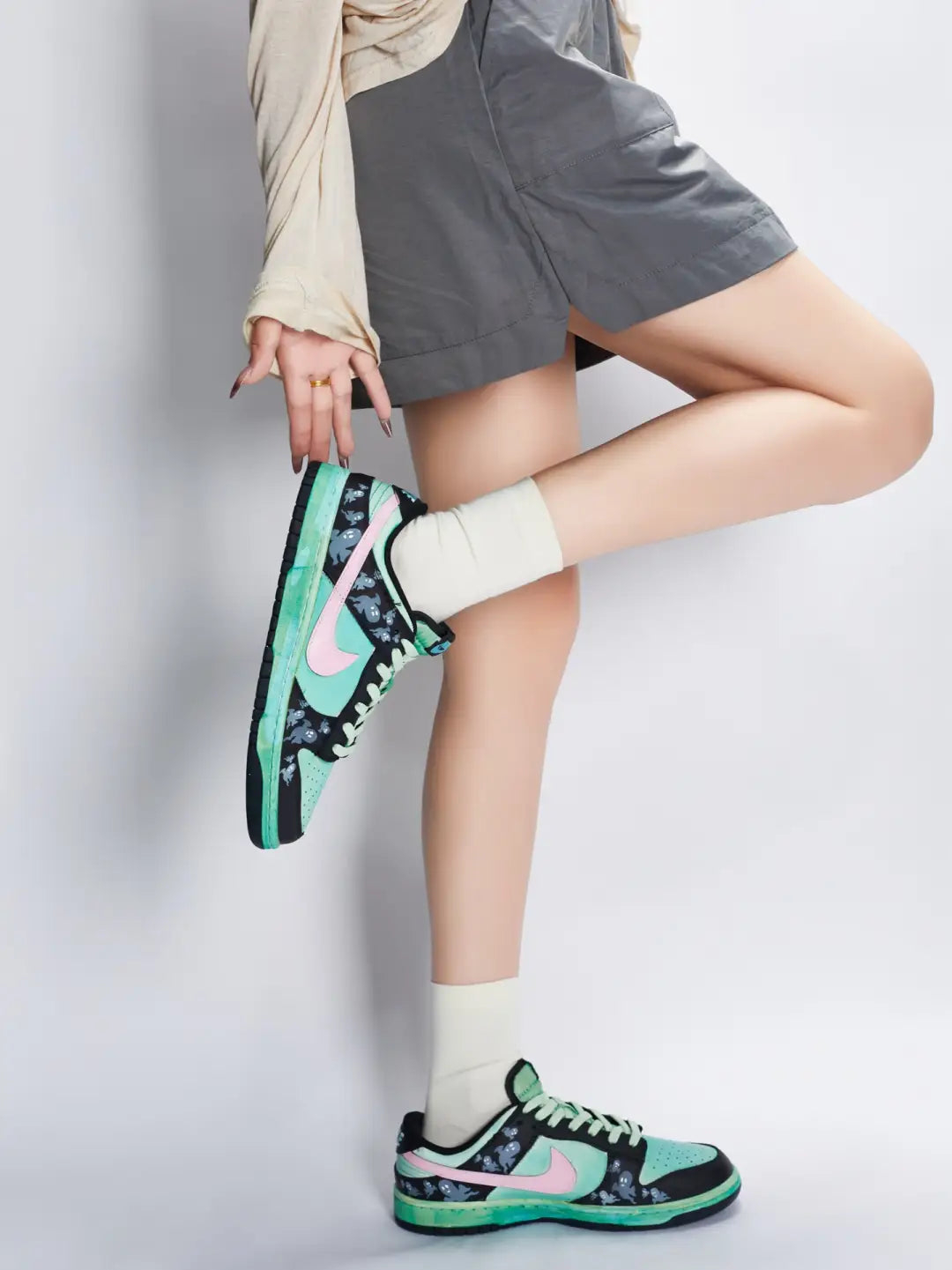 [Custom Female Ghost]  Dunk Skateboarding Shoes Women's Low-top Black/pink