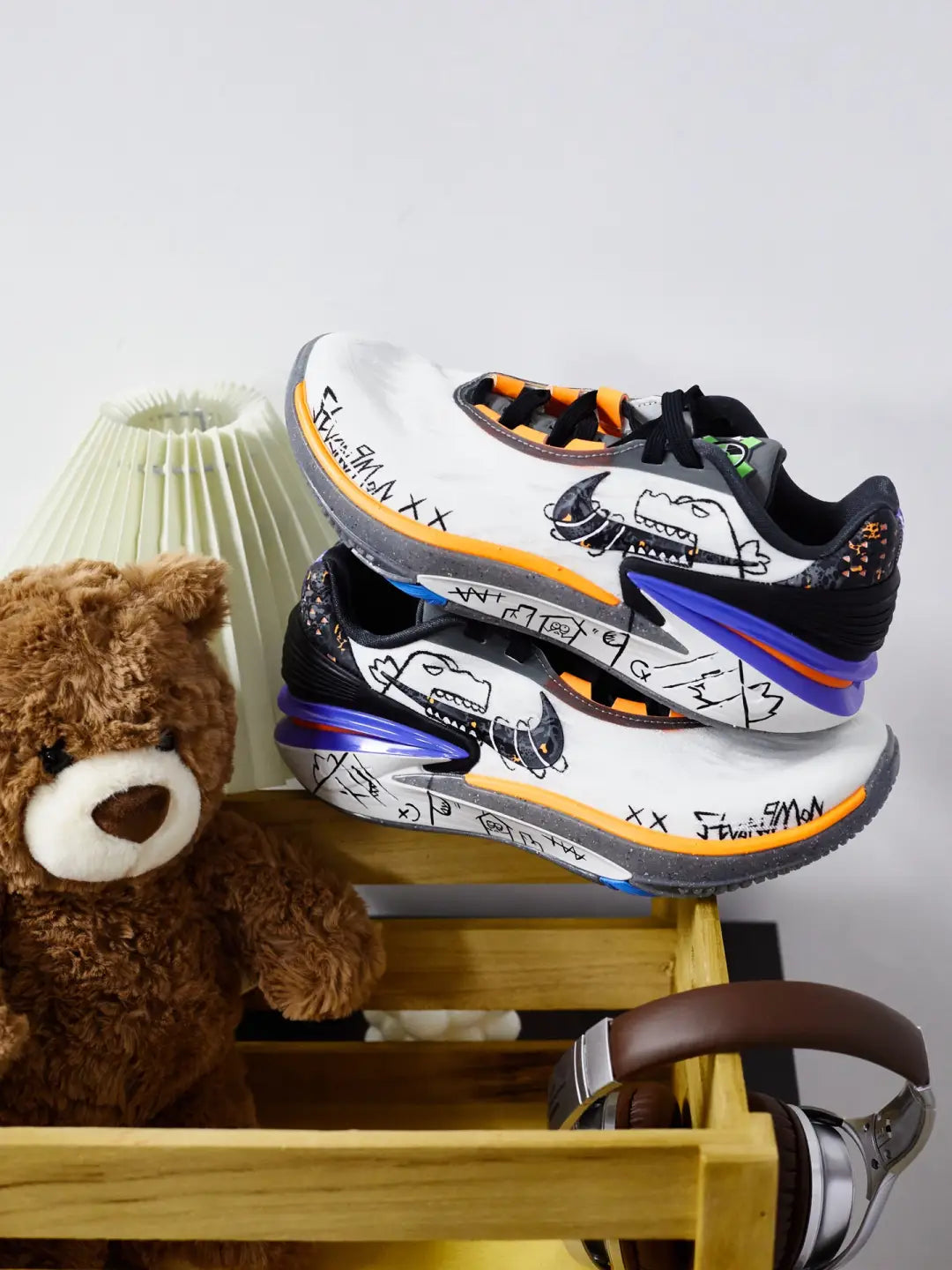 [Custom Godzilla Graffiti] Air Zoom G.T. Cut 2 Basketball Shoes Unisex Low-Top White/Black/Purple/Orange