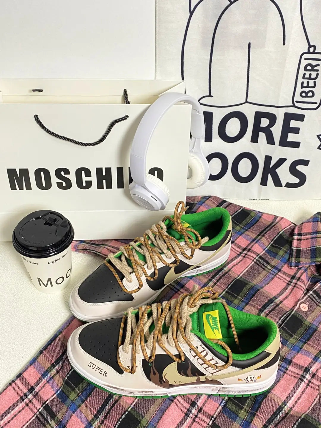 [Custom Flame Skeleton] Dunk Skateboarding Shoes Unisex Low-top Beige/Brown/Green