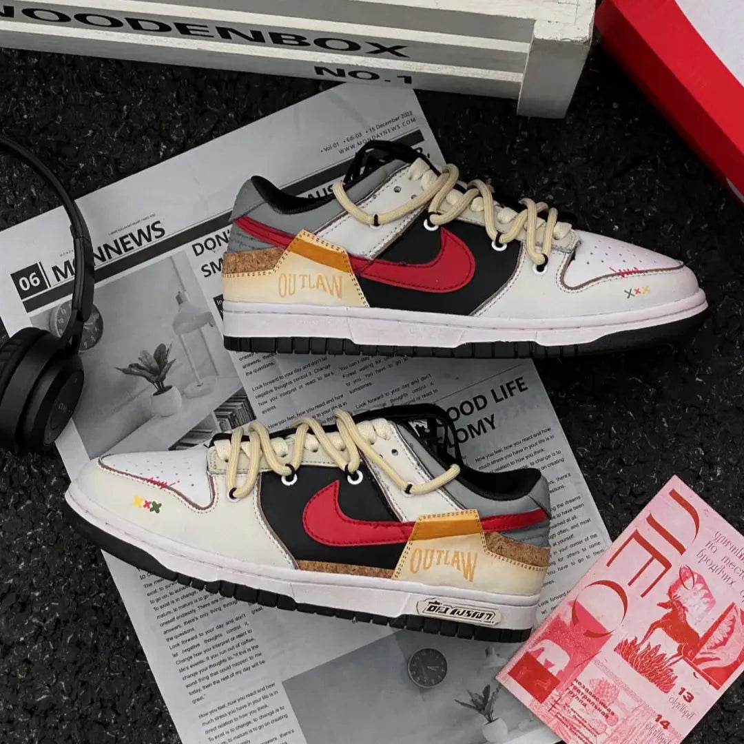 [Custom Midnight dusk]  Dunk Skateboarding Shoes Unisex Low-top Beige/Yellow