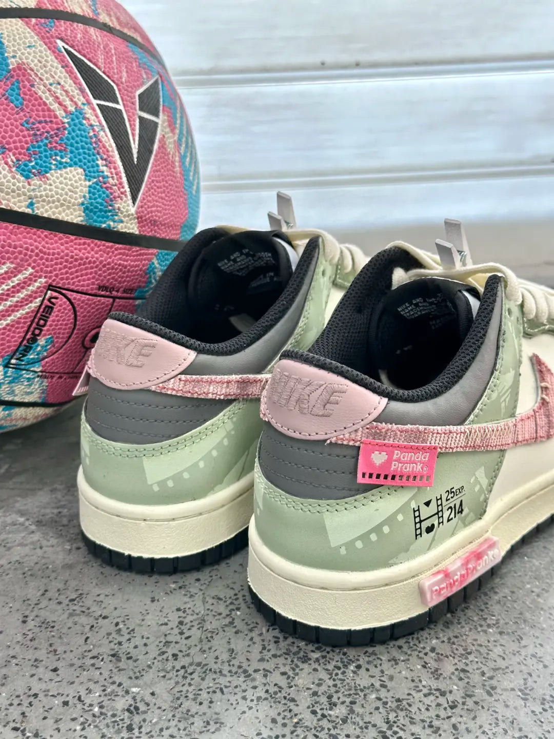 Reminiscent Love - Dunk Low Custom