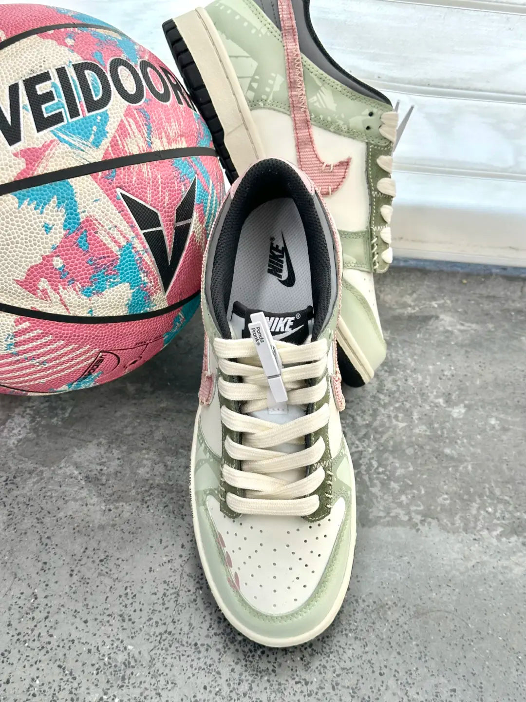 Reminiscent Love - Dunk Low Custom