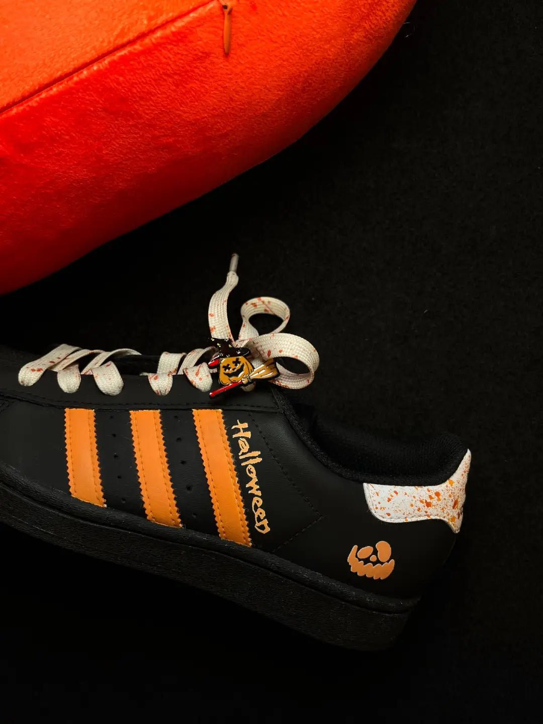 [Custom Pumpkin Kicks] originals SUPERSTAR Low Top Halloween Series Black