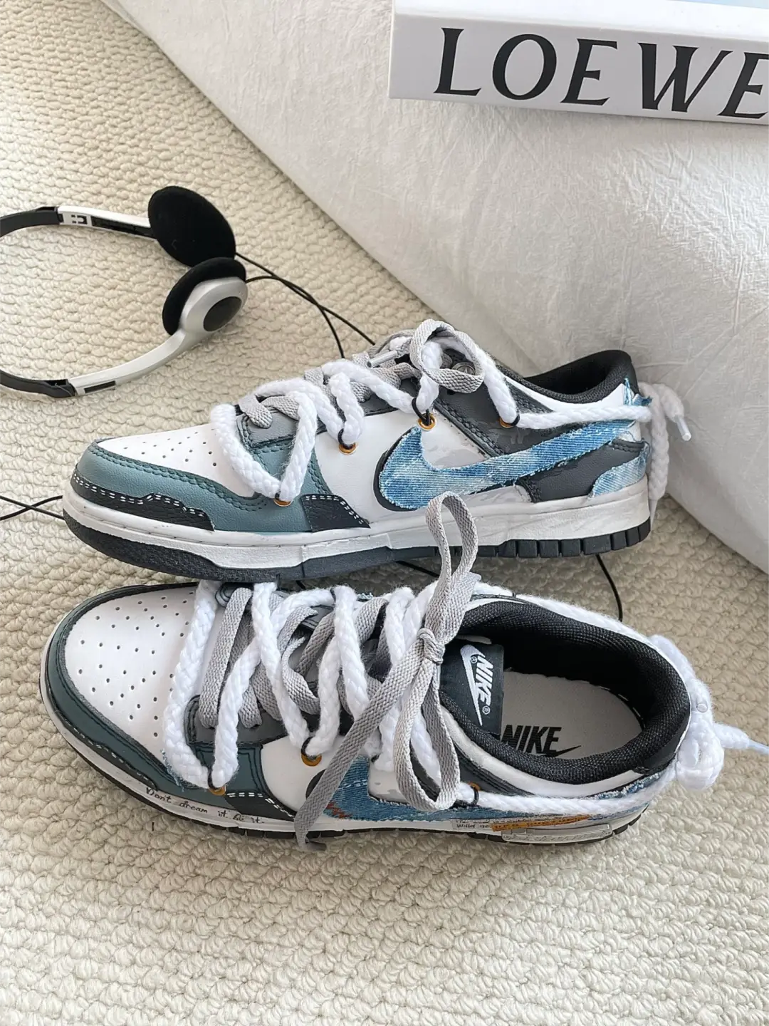 [Custom Don't Dream It, Be It.] Dunk Skateboarding Shoes Unisex Denim Style