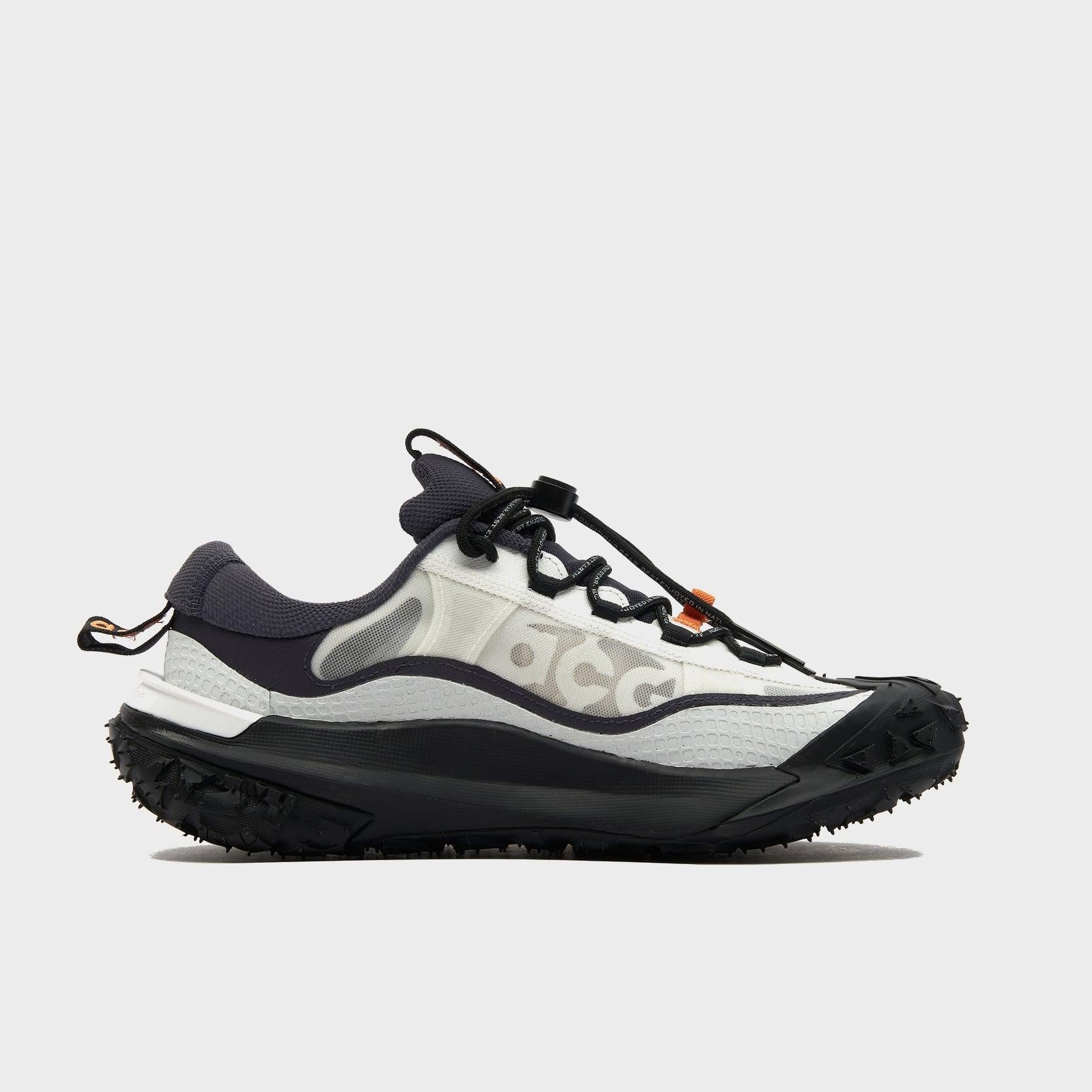 Snowboarding - Men's ACG Mountain Fly Custom