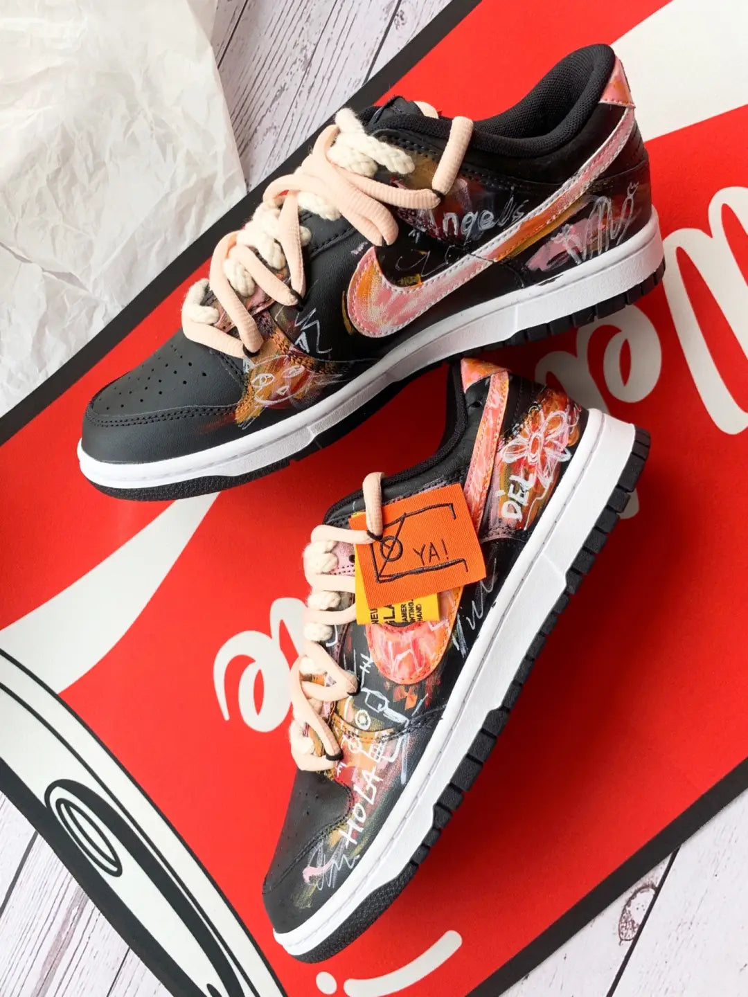 [Custom Contemporary art]  Dunk Skateboarding Shoes Men