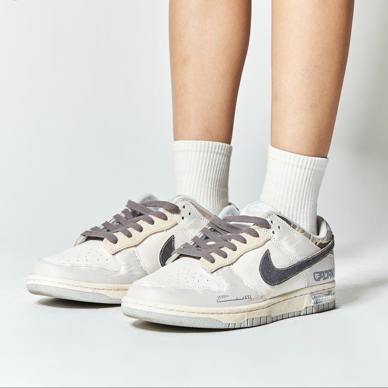 Gaze Down - Men's Dunk Low Custom