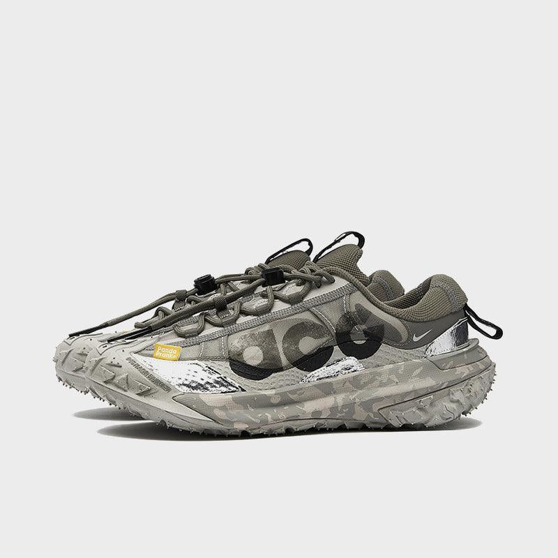 Moon Walker - Men's ACG Mountain Fly Custom