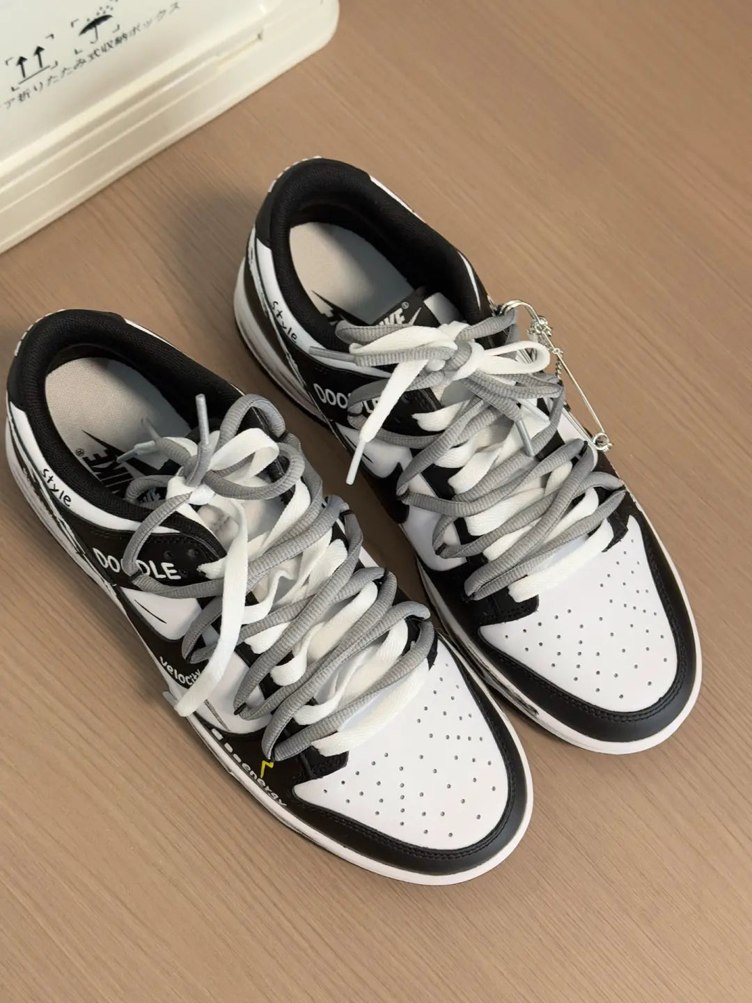 [Custom General energy]  Dunk Skateboarding Shoes Unisex Low-top White