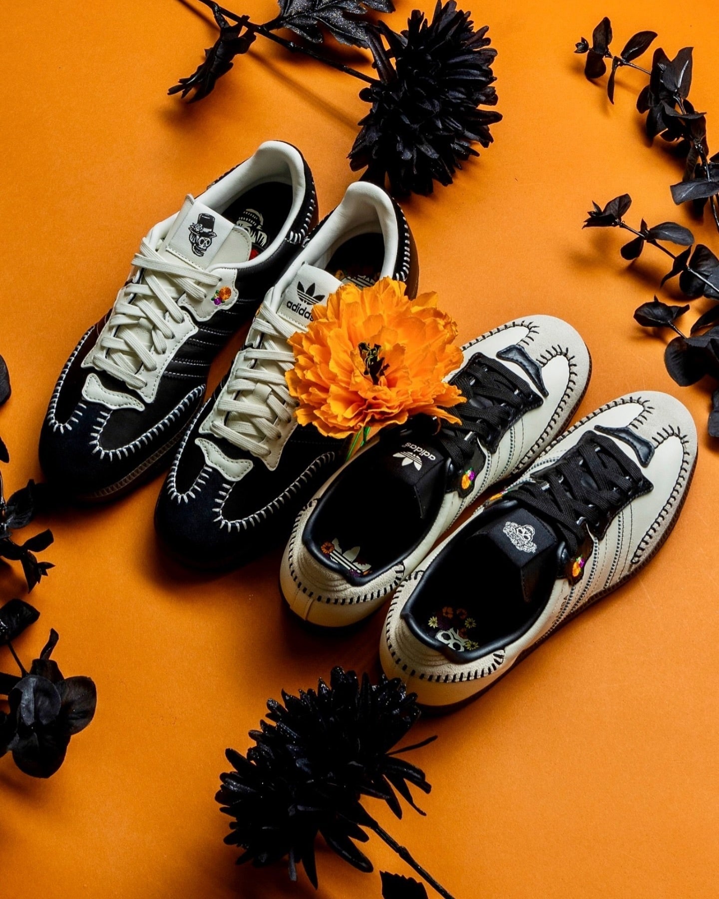 [Custom Day of the Dead - Gift For Couple/Bestie] originals SAMBA OG Low Top Halloween Series Black/White