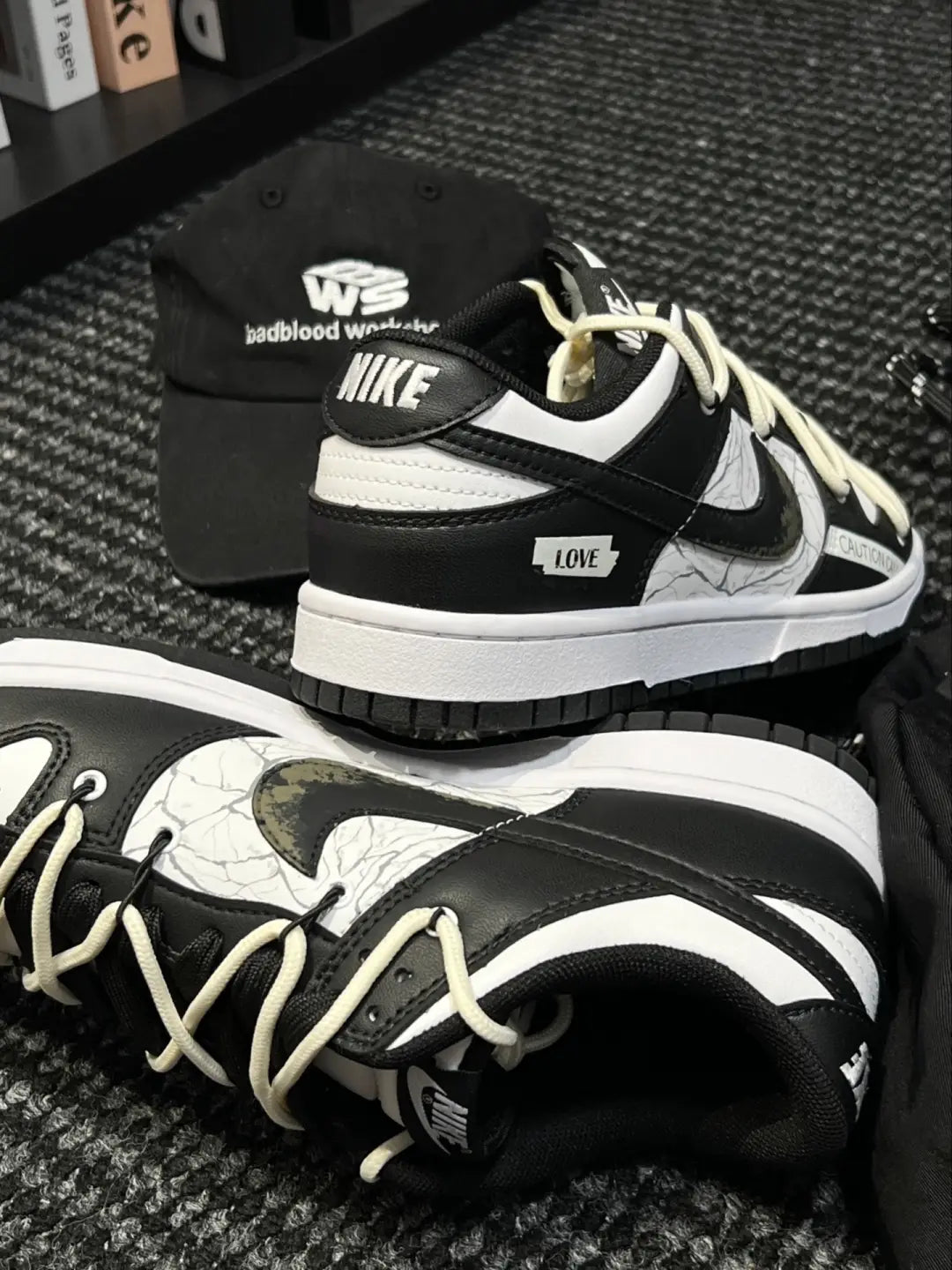 [Custom Crack]  Dunk Skateboarding Shoes Unisex Low-top Black/white/pink