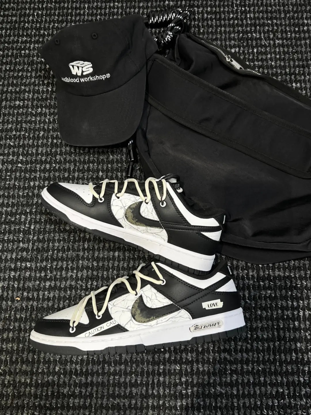 [Custom Crack]  Dunk Skateboarding Shoes Unisex Low-top Black/white/pink