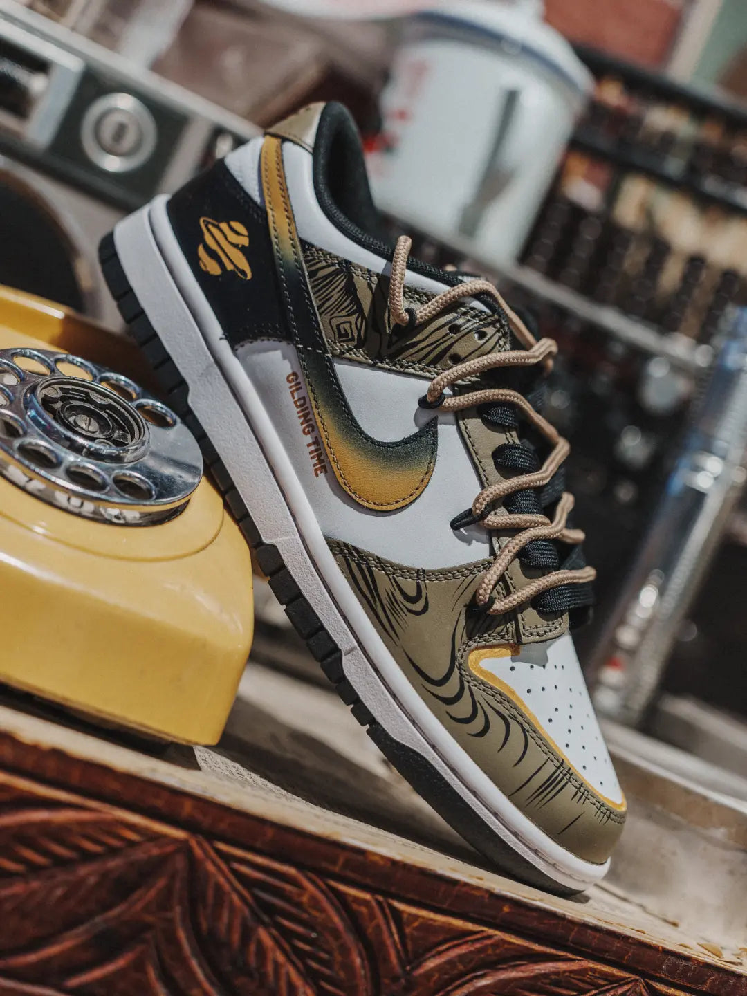 [Custom Golden Years] Dunk Skateboarding Shoes Unisex Low-top Brown/Black