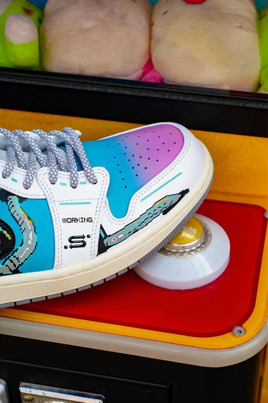 [Custom Cyber Cotton Candy] Jordan Air Jordan 1 Mid Unisex Skateboarding Shoes