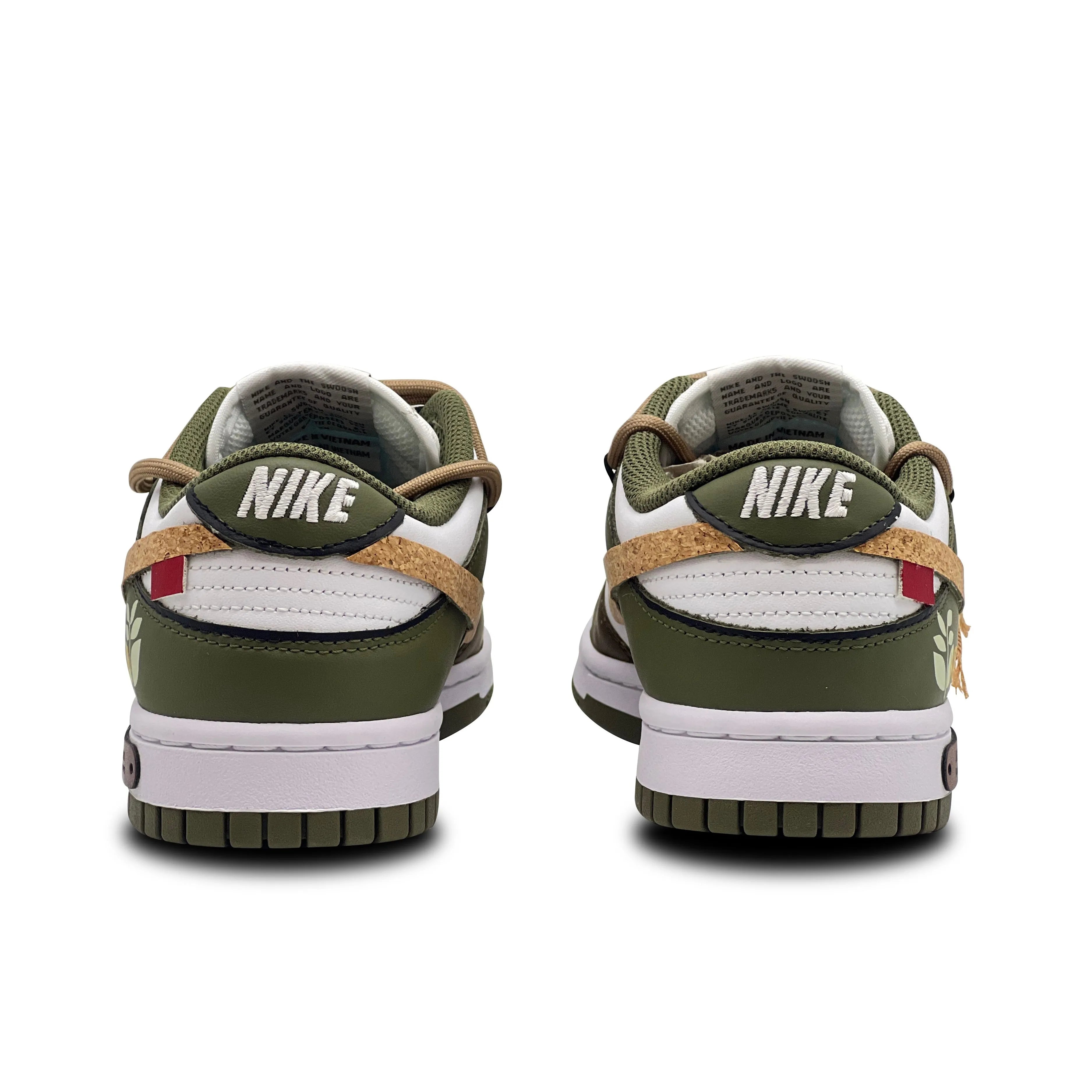 [Custom A Tour of Decaying Wood] Dunk Skateboarding Shoes Unisex Low-top Brown/Green