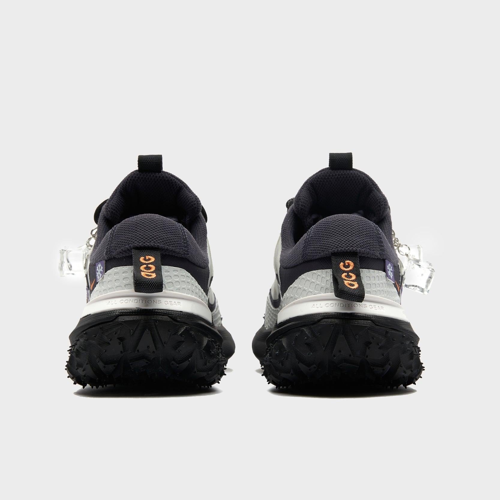 Snowboarding - Men's ACG Mountain Fly Custom