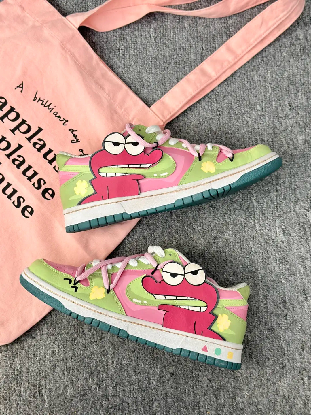 [Custom Alligator Cookies] Dunk Low Skateboarding Shoes Unisex Green/Pink