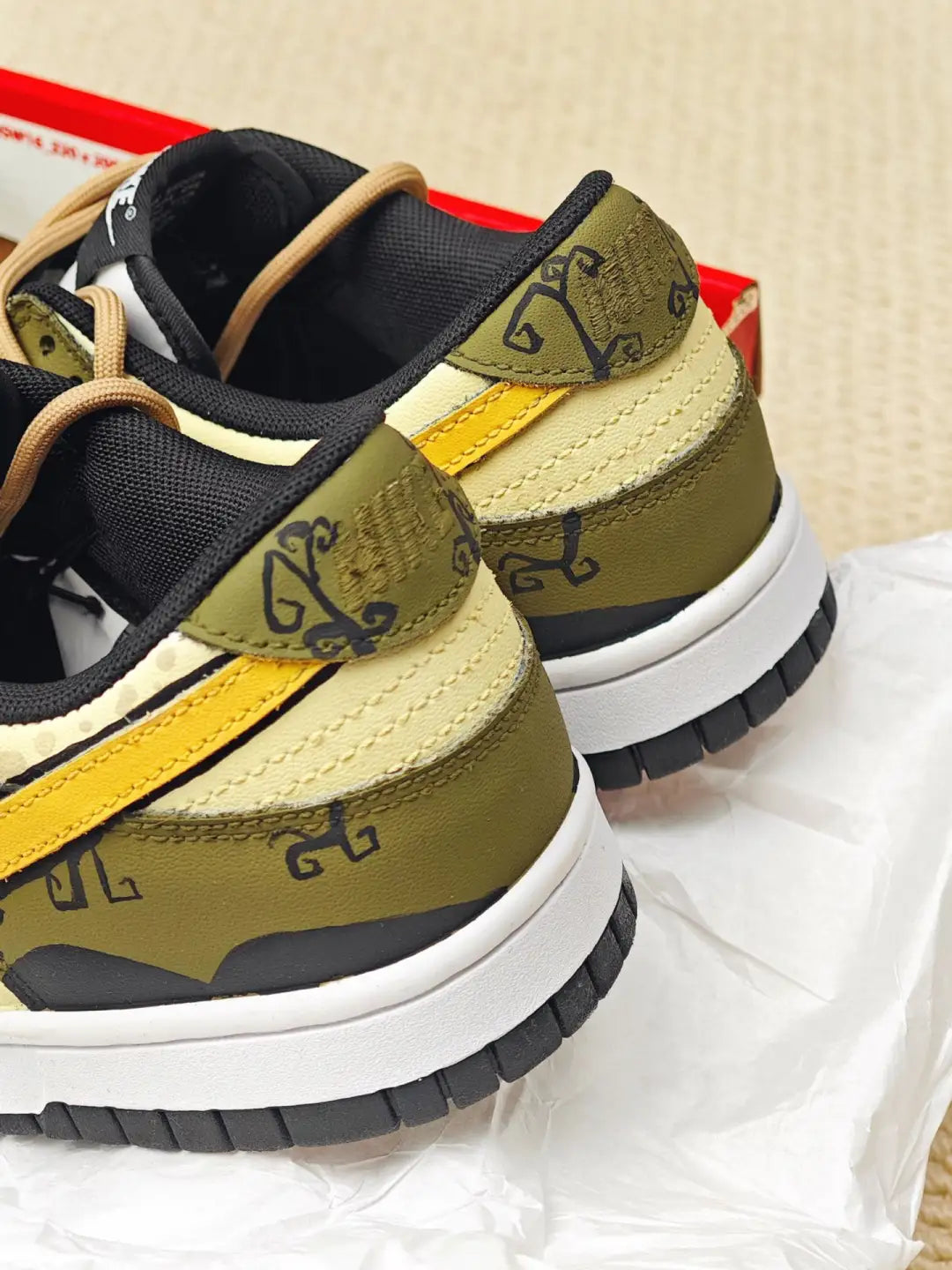 [Custom Mistblack Cat] Dunk Skateboarding Shoes Unisex Low-top Green