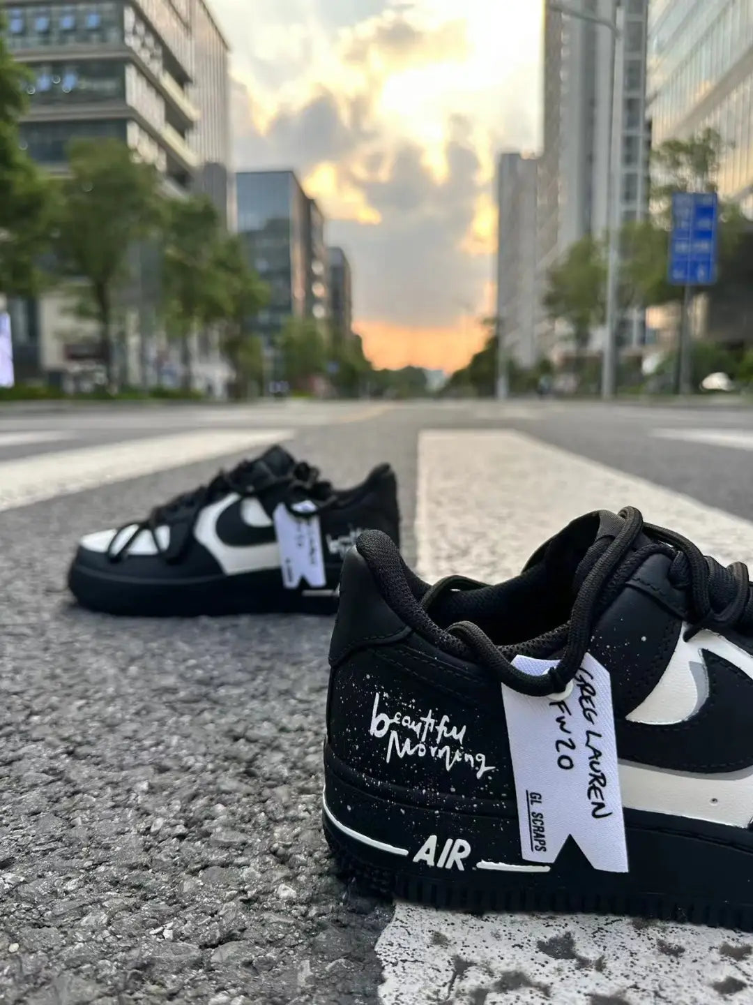 [Custom Unisex white peach bubbles]  Air Force 1 Skateboarding Shoes Unisex