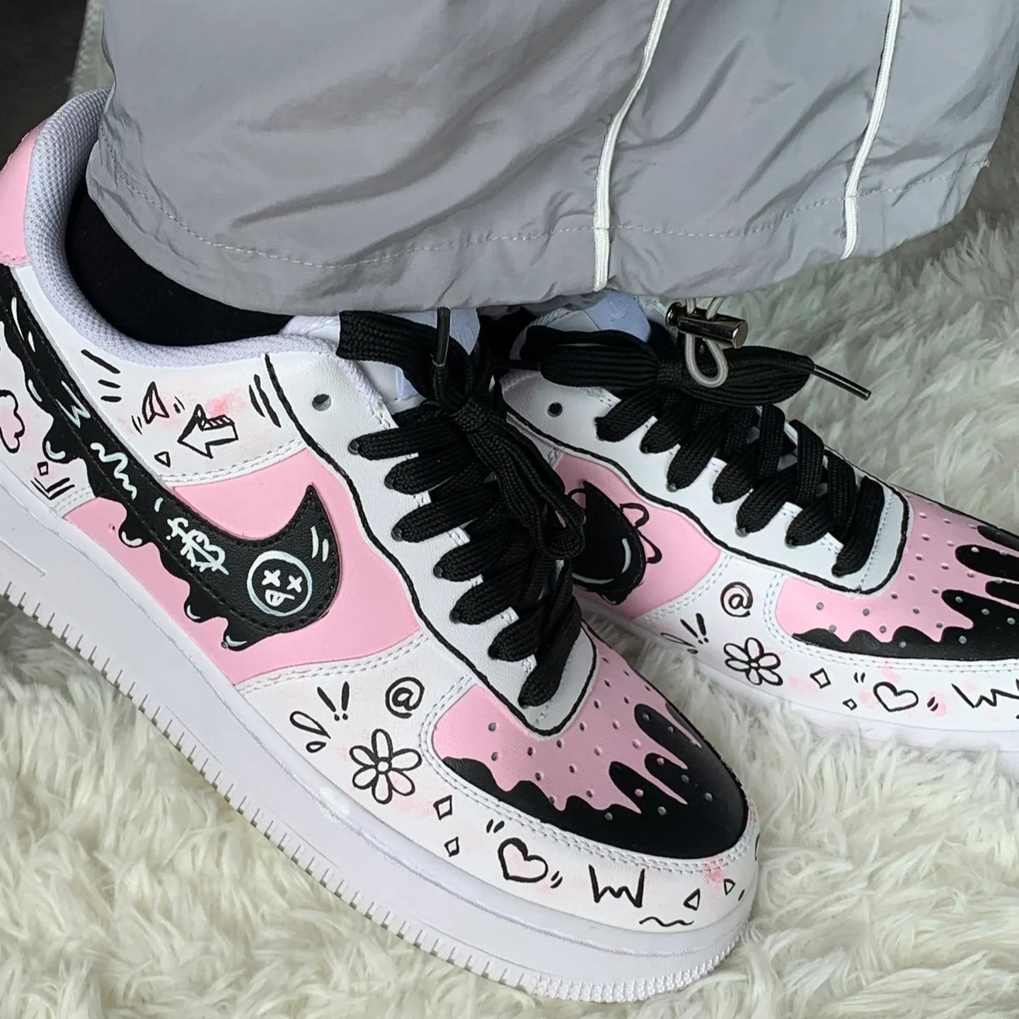 [Custom Sweetheart Chocolate]  Air Force 1 Skateboarding Shoes Women's Low-top Black/powder