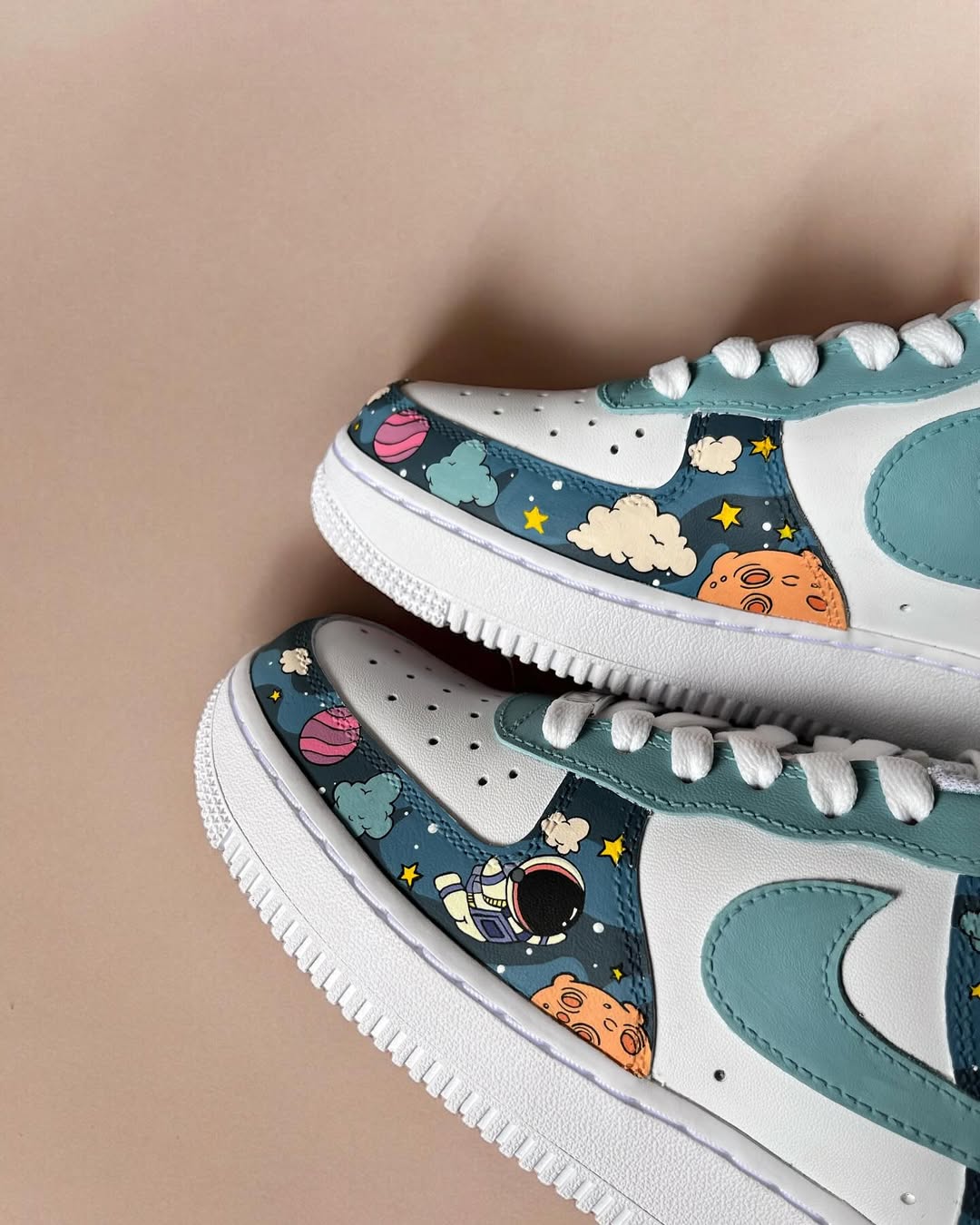 [Custom Cosmic Odyssey: His and Hers] Air Force 1 Skateboarding Shoes