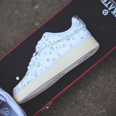 [Custom Female plaster hand] painted oxidized off-white]  Air Force 1 Skateboarding Shoes Women's