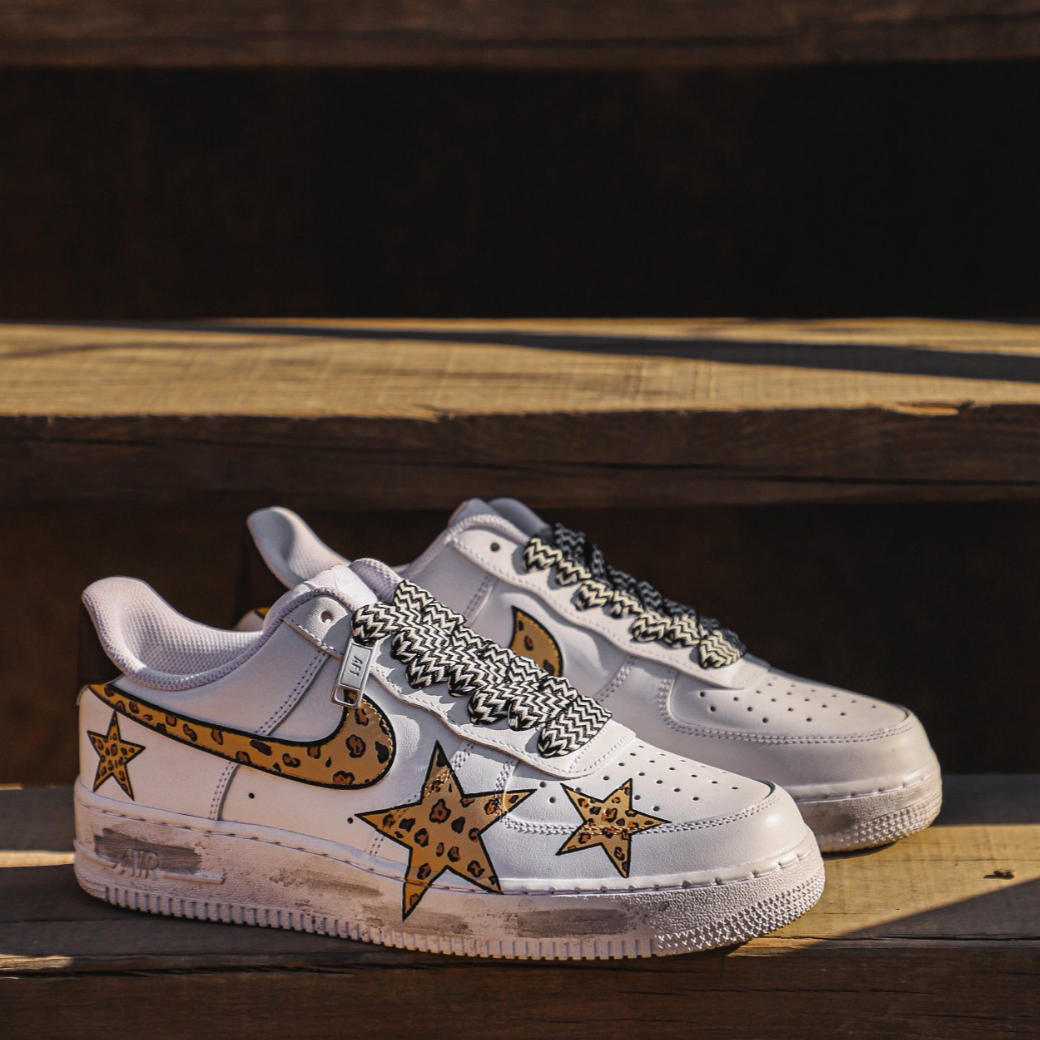 [Custom limited edition white and brown]  Air Force 1 Skateboarding Shoes Unisex