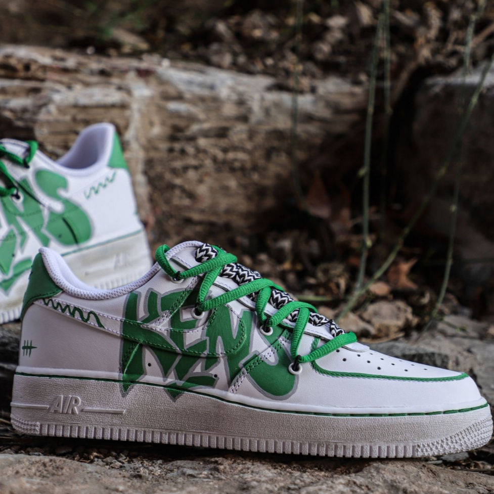 [Custom Female KENS are white and green]  Air Force 1 Skateboarding Shoes Women's Low-top White/green
