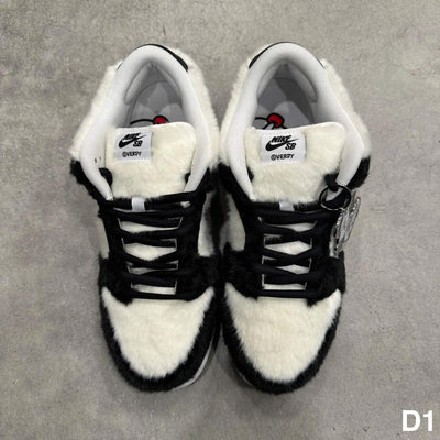 Custom Verdy x  Dunk SB “Vick”