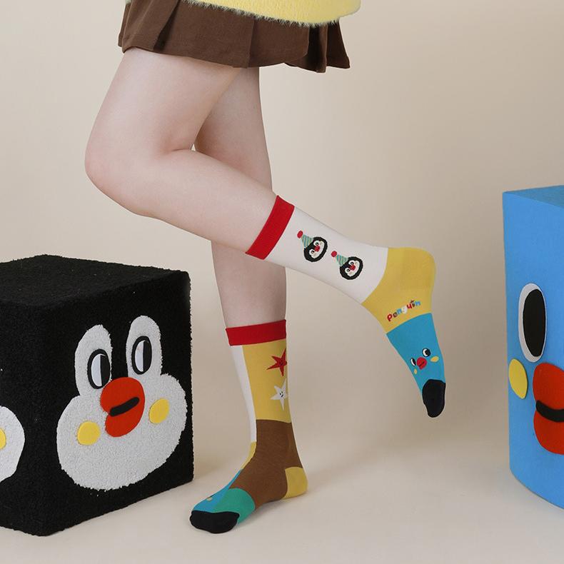 Penguin Kingdom – Spring & Fall New Striped Home Cute Cartoon Cotton Mid-Calf Socks (Unisex,4 Pairs, Size 35-42)