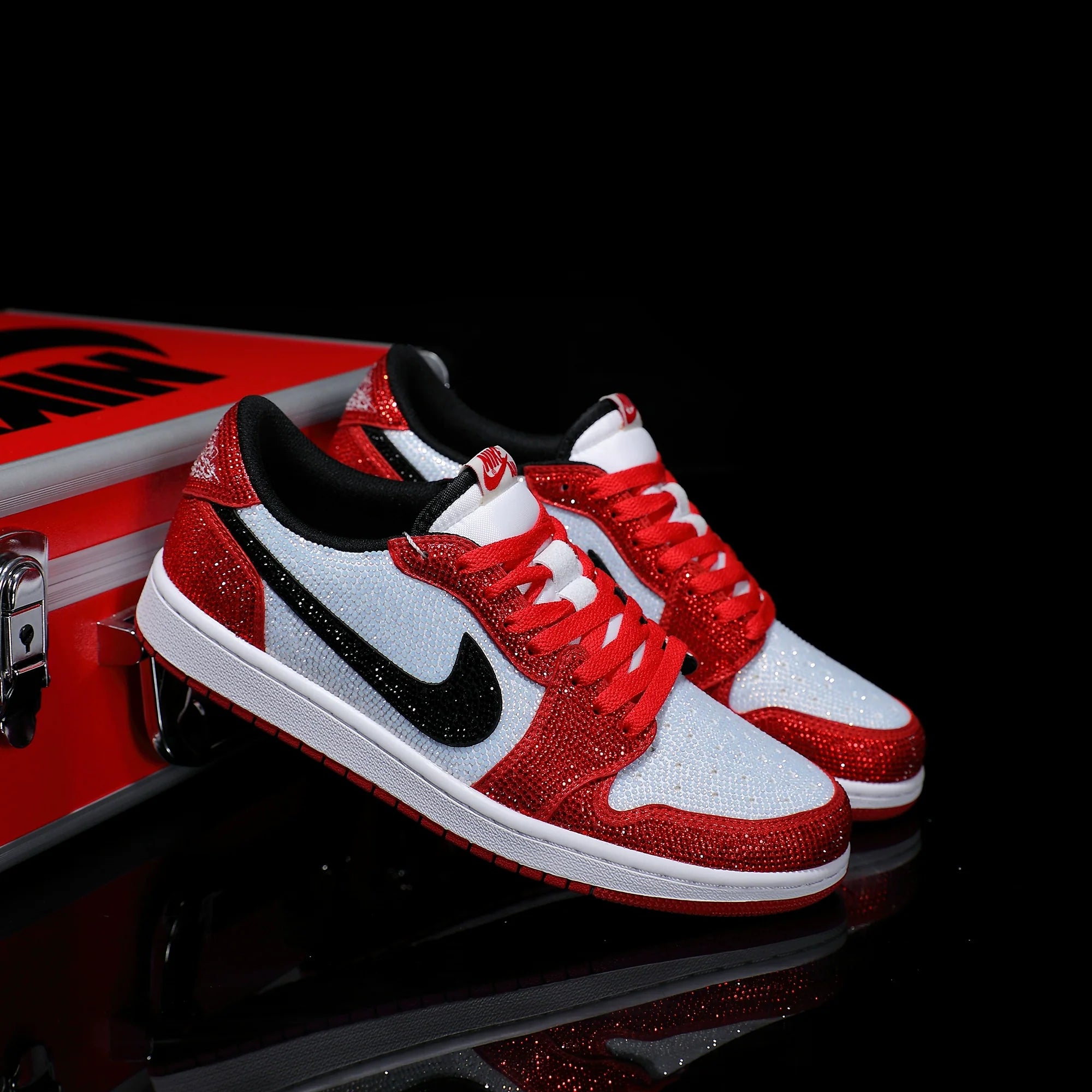 [Custom Red and White Full Diamond] Air Jordan 1 chicago Low - Top Skateboarding Shoes Unisex