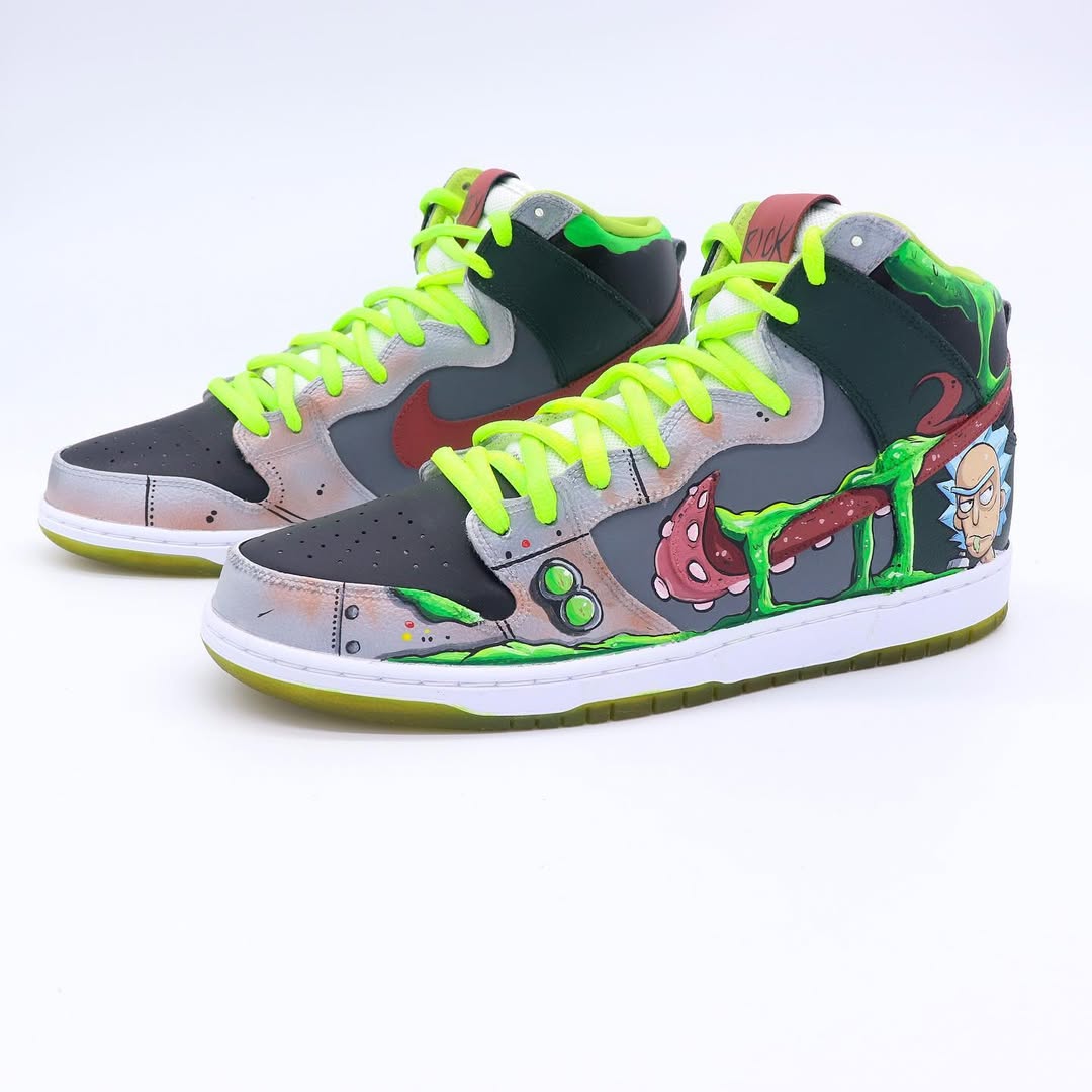 [Custom Rick and Morty] SB Dunk High Top Unisex Skateboarding Shoes