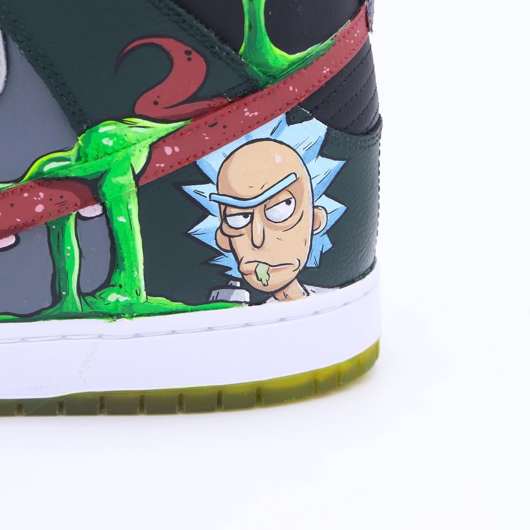 [Custom Rick and Morty] SB Dunk High Top Unisex Skateboarding Shoes