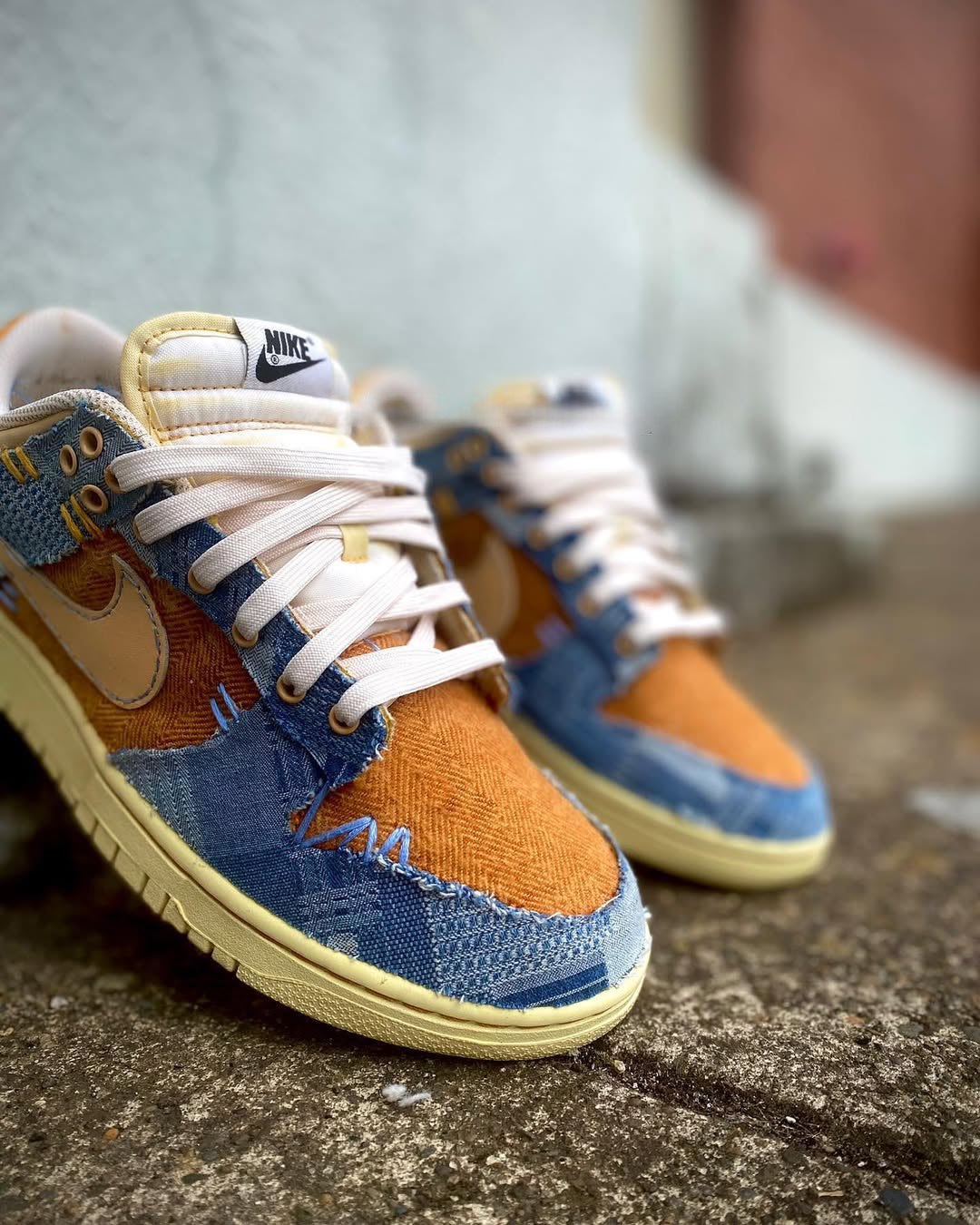 [Customized Denim Patchwork] Dunk Low-top Shoes Unisex Denim Style Blue/Brown