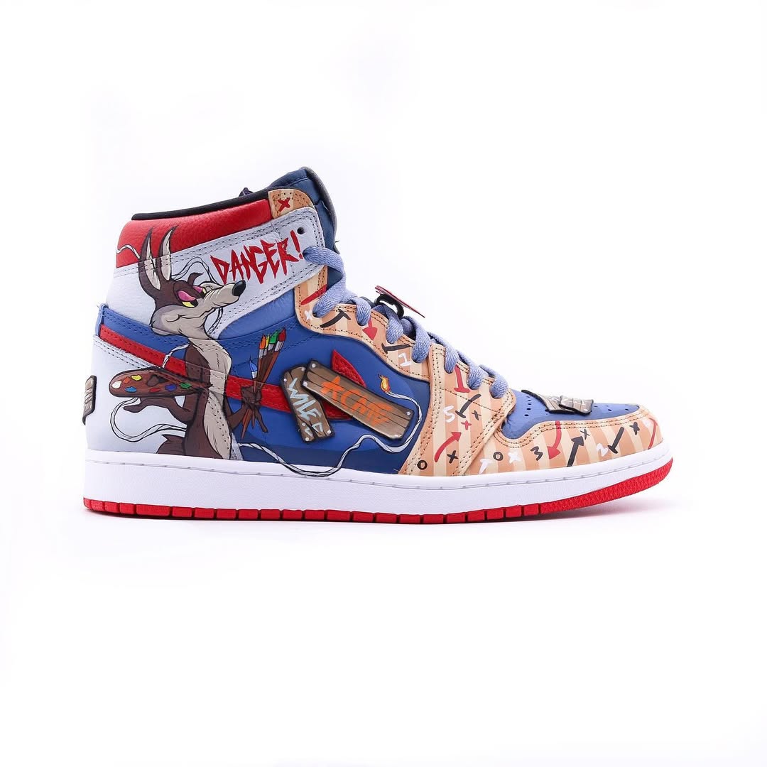 [Custom TuneSquad] Air Jordan 1 High Top Unisex Skateboarding Shoes