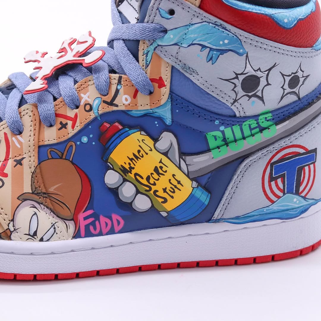 [Custom TuneSquad] Air Jordan 1 High Top Unisex Skateboarding Shoes