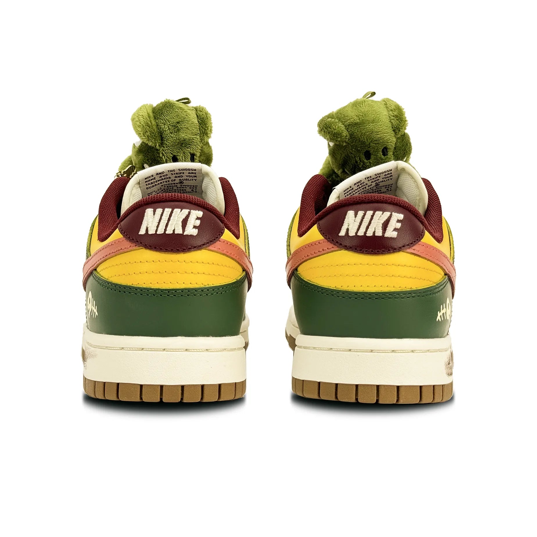 [Custom Playful Dinosaur] Dunk Skateboarding Shoes Unisex Green/Yellow