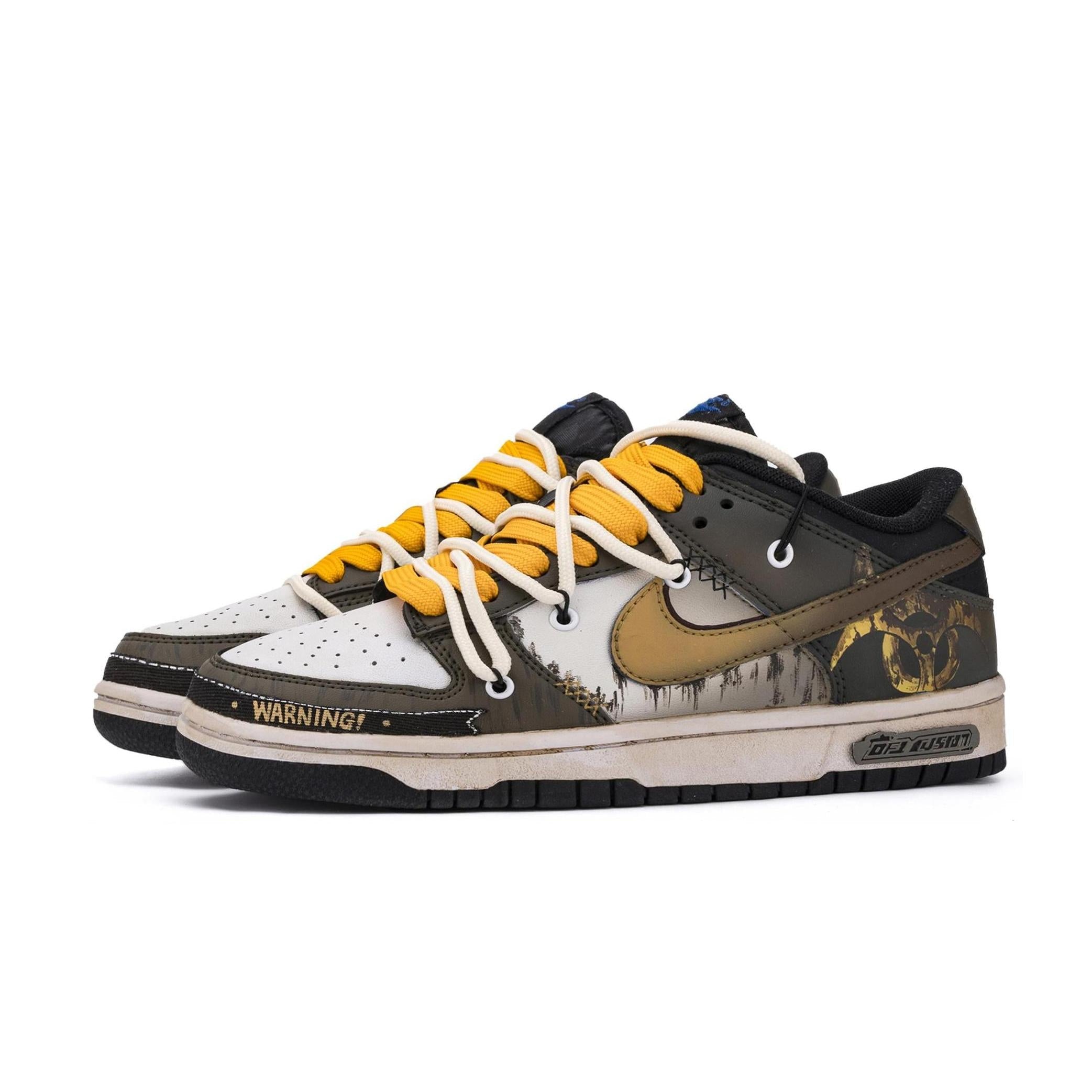 [Custom Warning] Dunk Skateboarding Shoes Unisex Distressed Style Brown