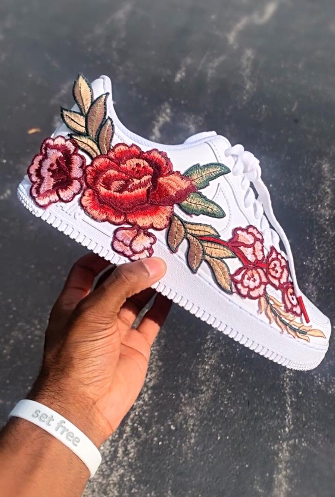 [Custom Flower Embroidery] Air Force 1 Skateboarding Shoes Unisex Low-top Multicolor