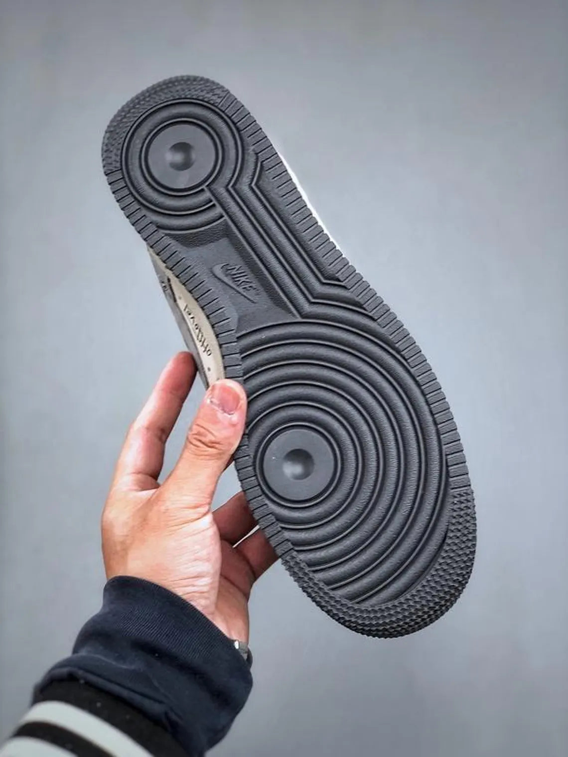 [Custom Grey Distressed Style] Air Force 1 Skateboarding Shoes Unisex Low-top