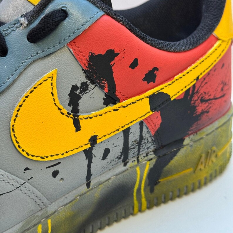 [Custom Grime/Spray Painting] Air Force 1 Skateboarding Shoes Unisex Gray/Yellow