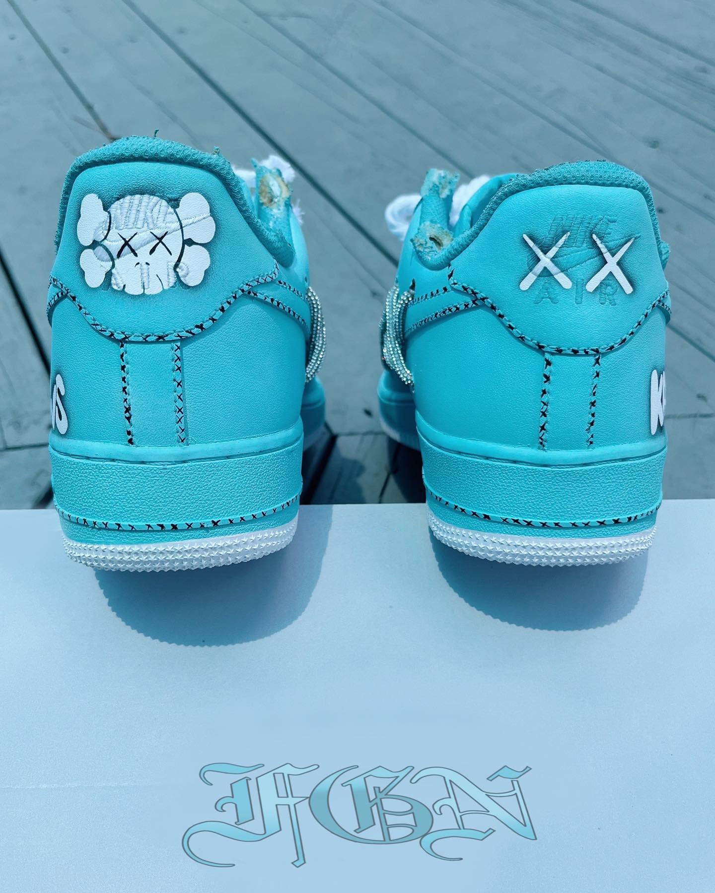 [Customized AF1×KAWS] Air Force 1 Graffiti Distressed Shoes Unisex Cyan