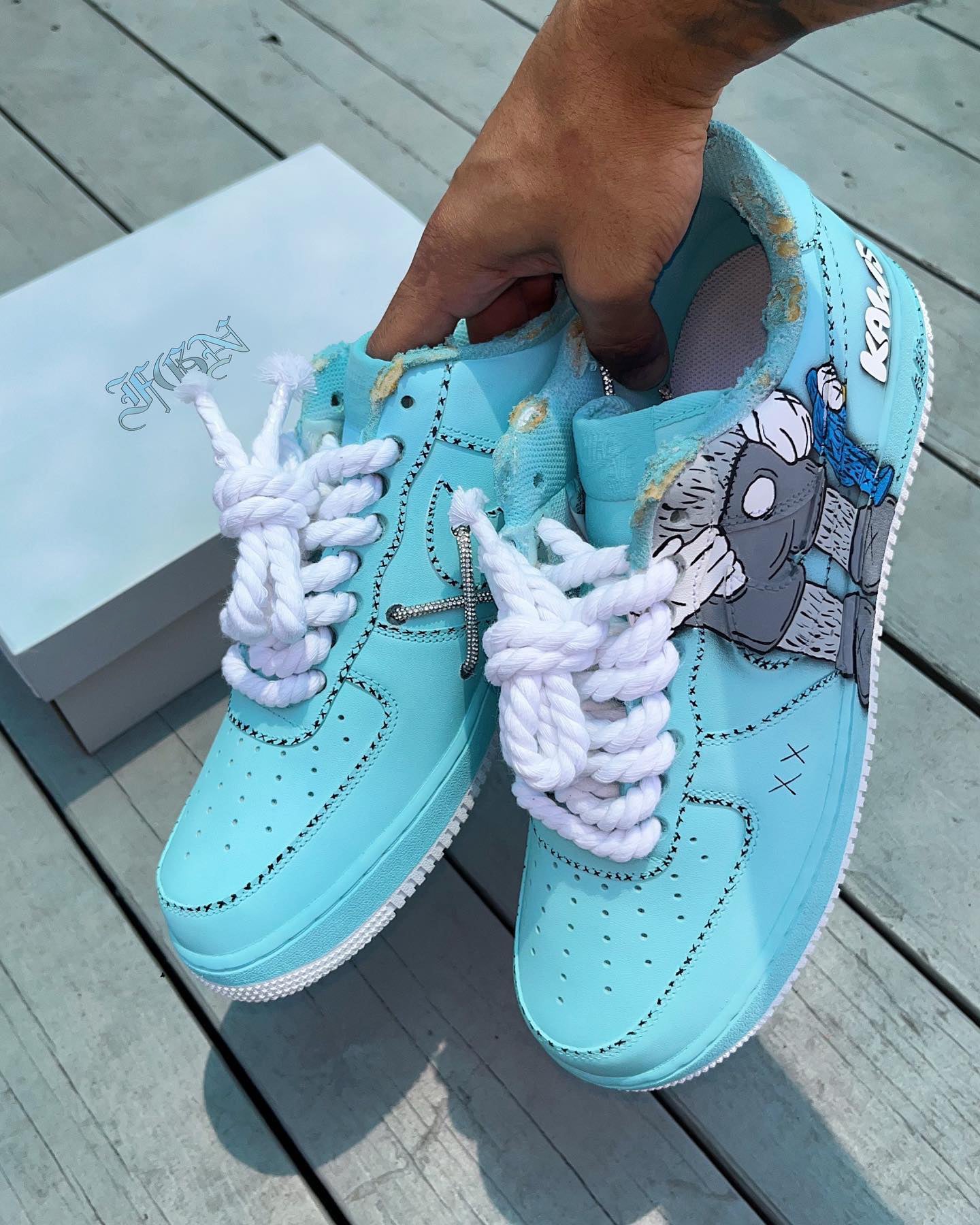 [Customized AF1×KAWS] Air Force 1 Graffiti Distressed Shoes Unisex Cyan