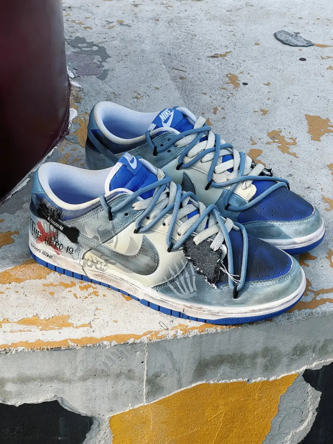 [Custom Doomsday Warning/Skull/Distressed Style] Dunk Low Skateboard Shoes Unisex Blue/Gray