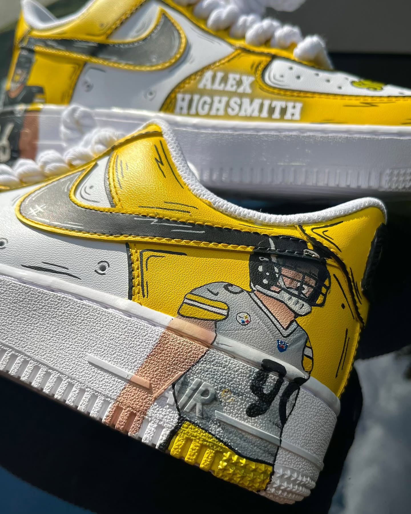 [Customized Football Season Limited Hand-drawn Edition - Steelers 1s ] Air Force 1 Low-top Shoes Unisex Yellow